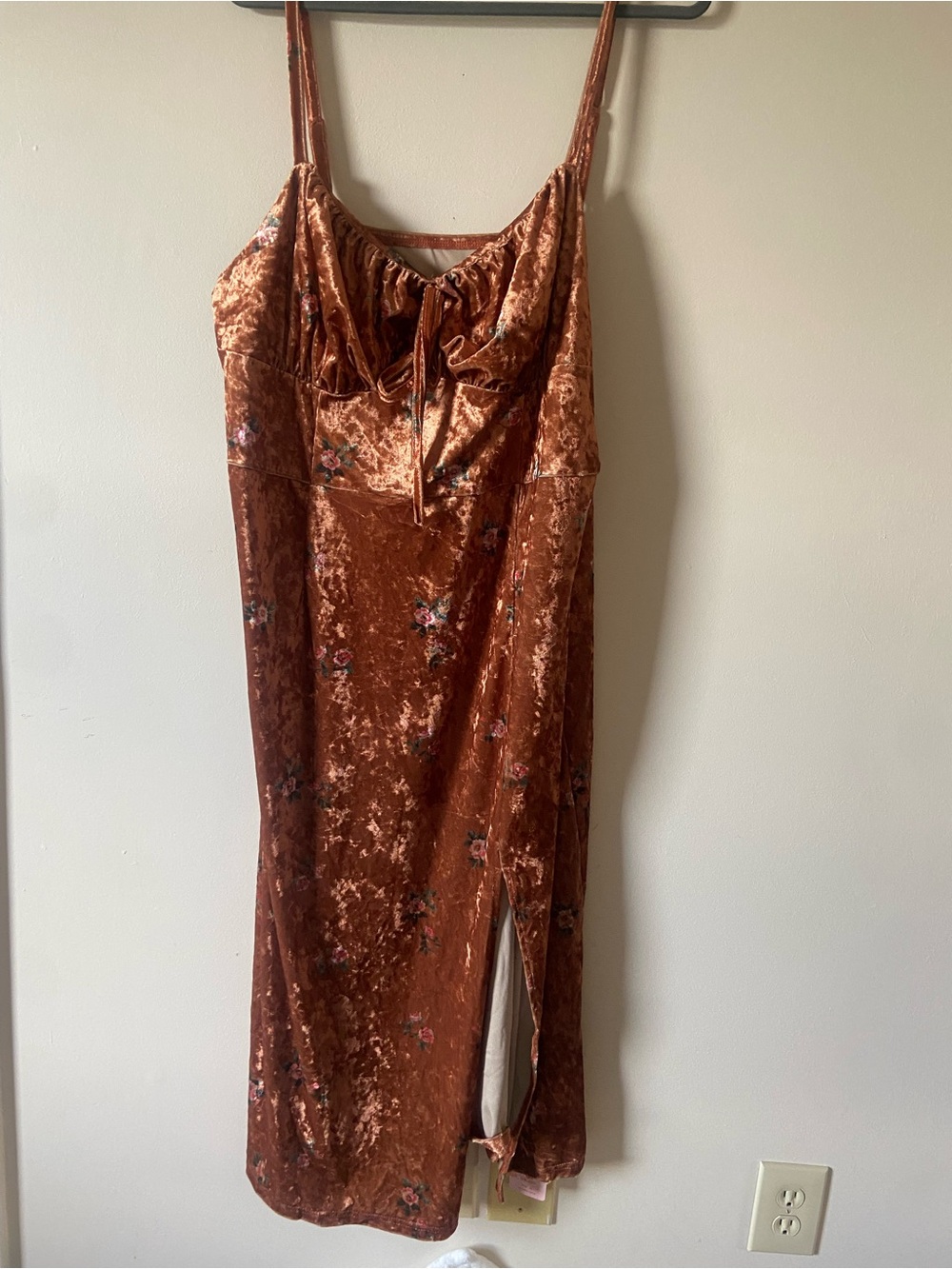 SHEIN plus Rust Brown Crushed Velvet Floral Slip Dress